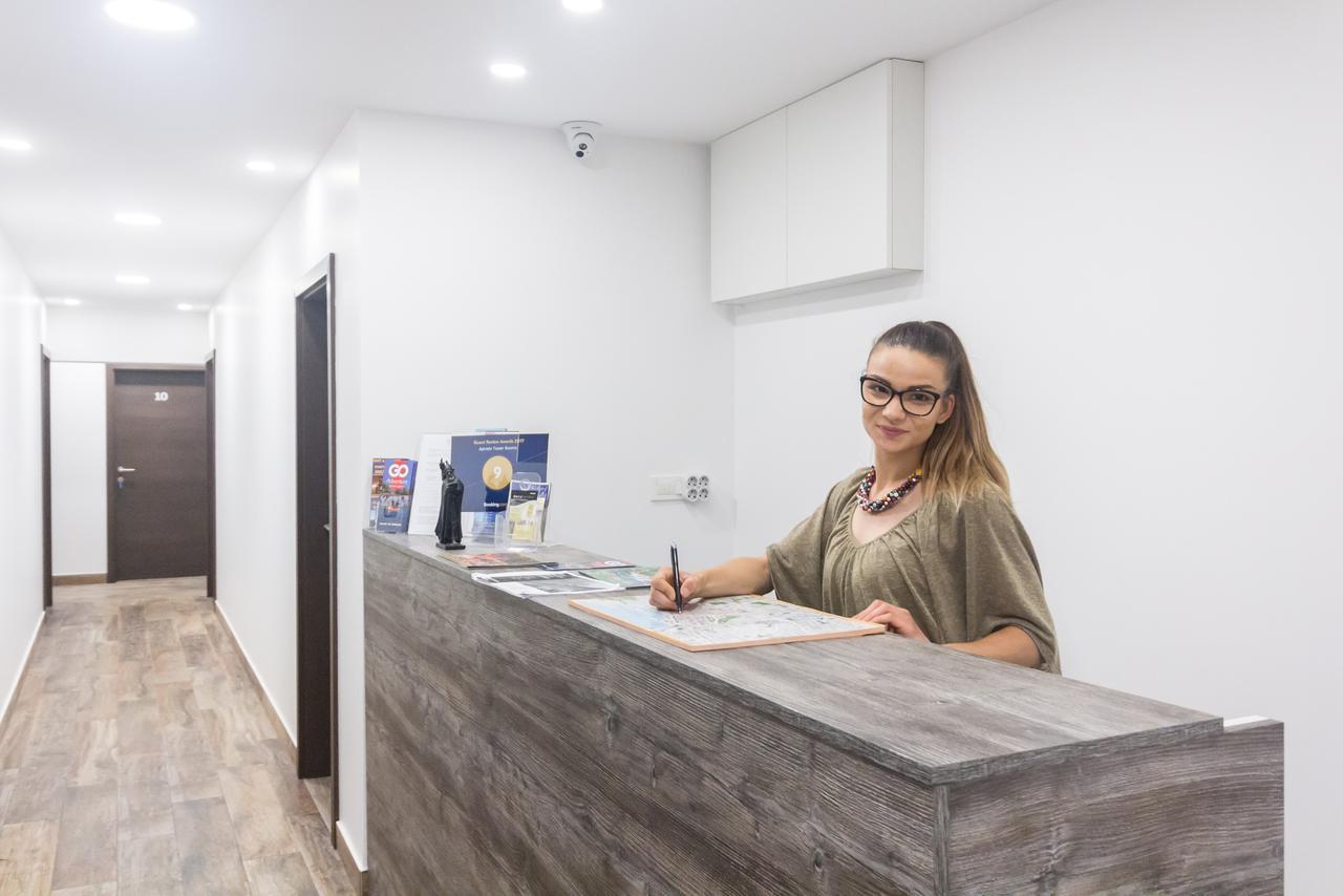Apinelo Tower Rooms Split Luaran gambar