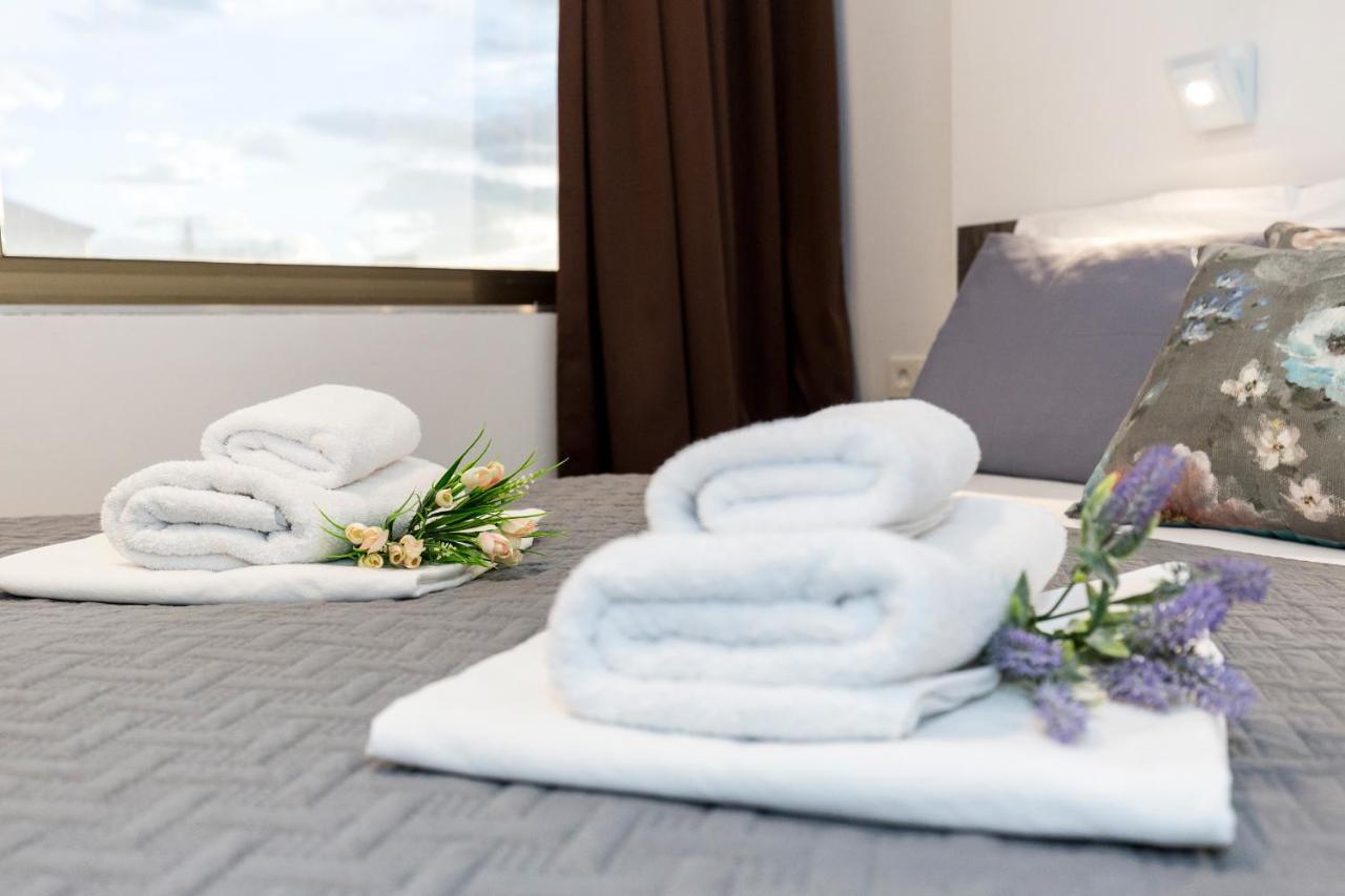 Apinelo Tower Rooms Split Luaran gambar