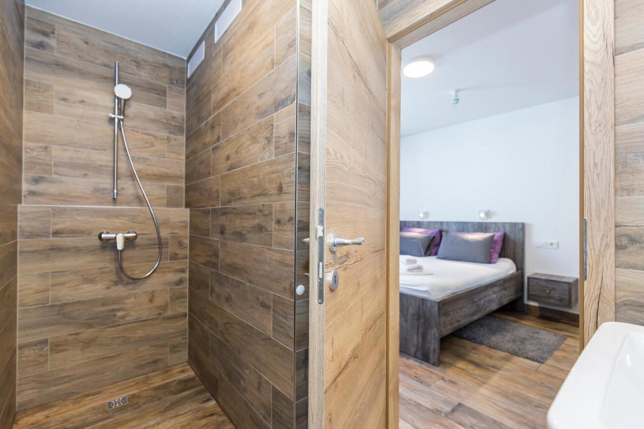 Apinelo Tower Rooms Split Luaran gambar