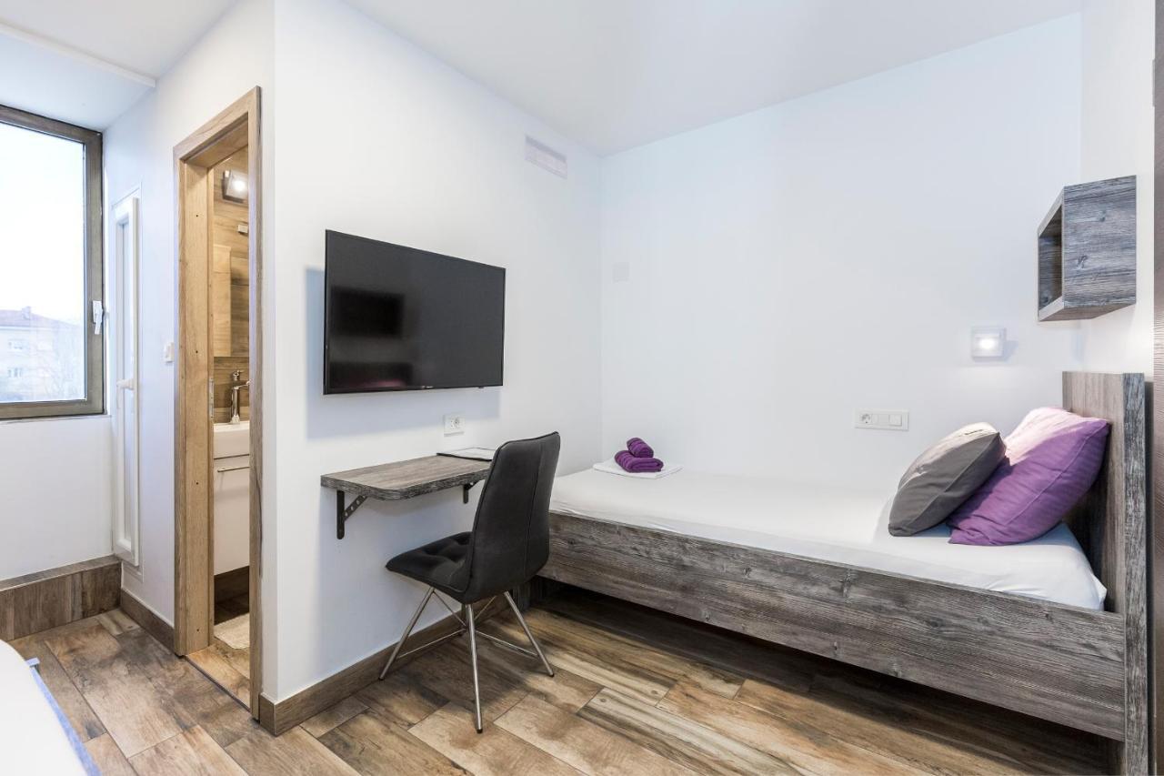 Apinelo Tower Rooms Split Luaran gambar